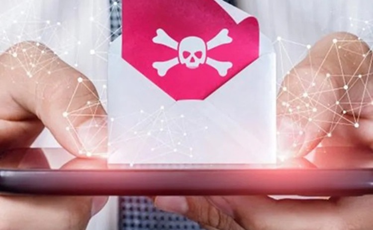 Piratería Online